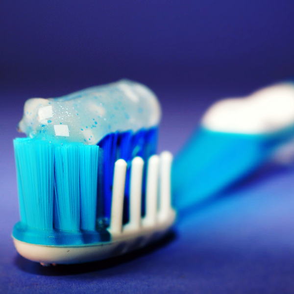 Combien y a-t-il de calories dans le dentifrice ?